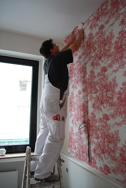 Featured image for hanging-wallpaper.jpg