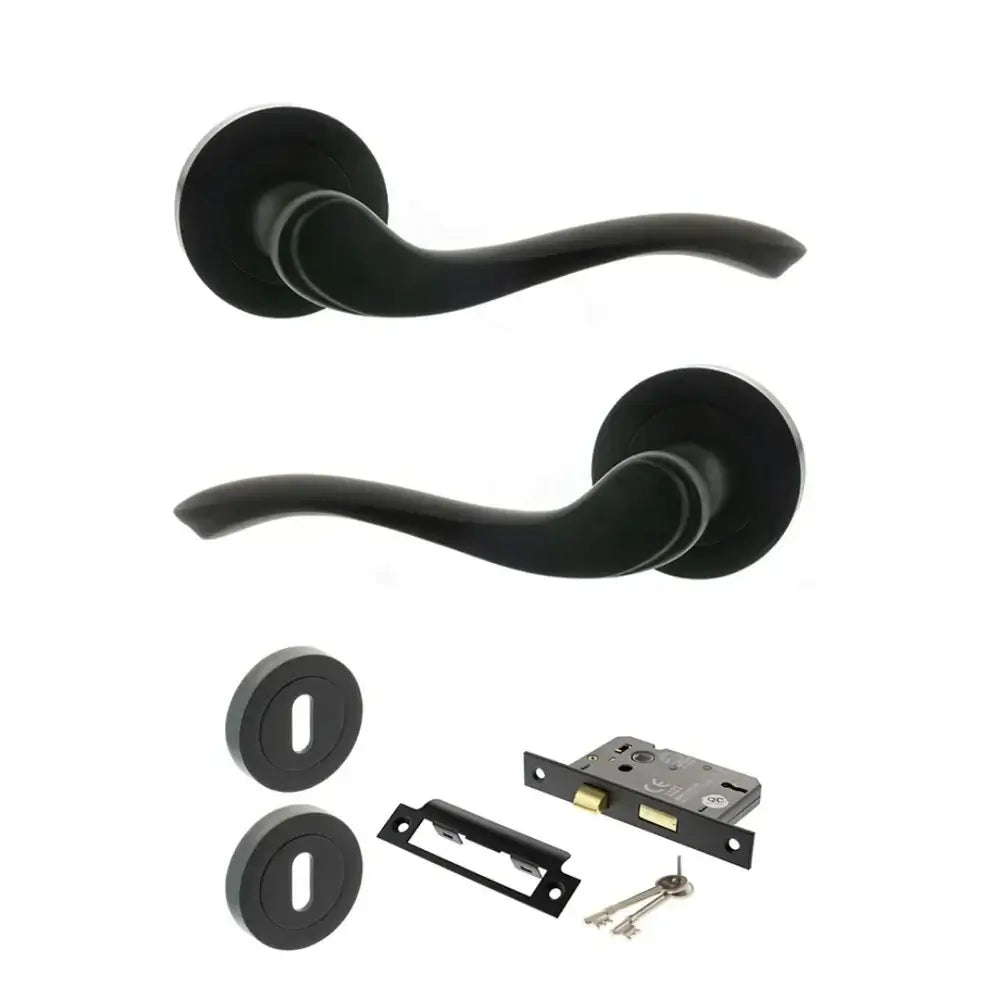 Product Warwick lever on round rose, matt black finish