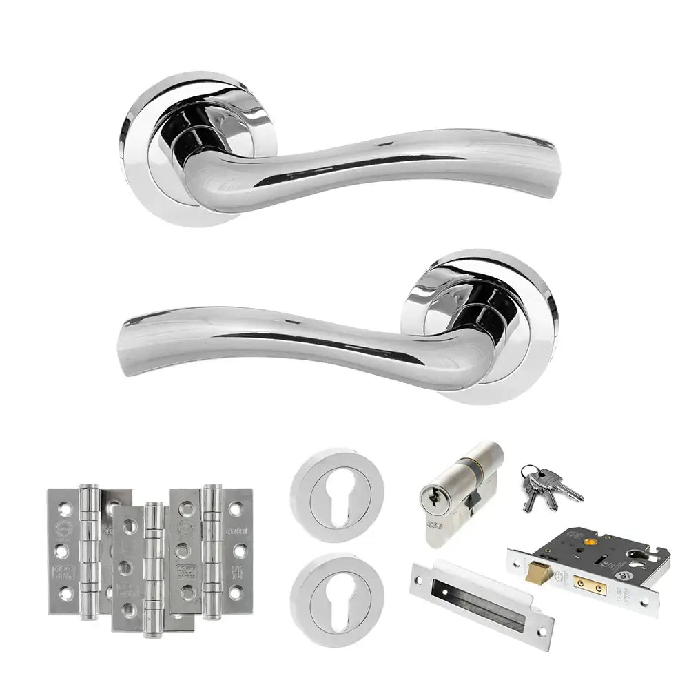 Product polished chrome door handle on round rose