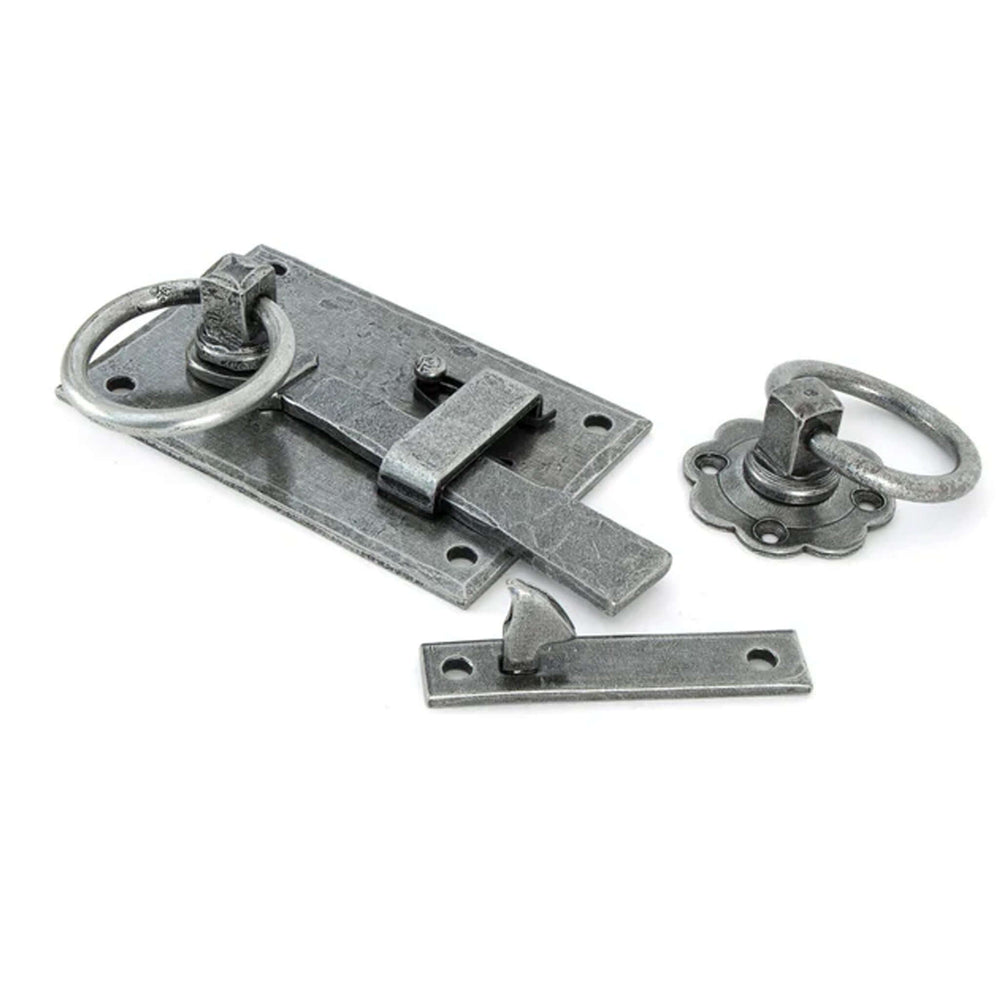 Product pewter cottage latch with ring turn