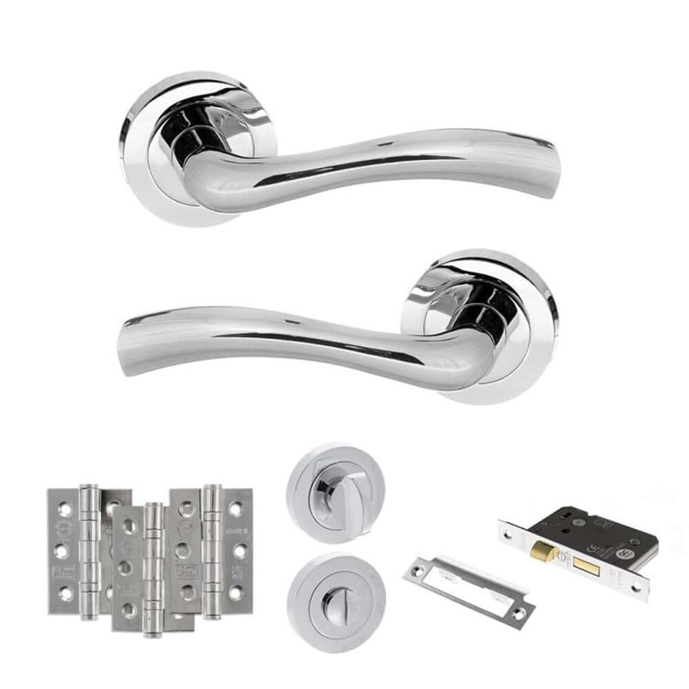 Product polished chrome door handle on round rose