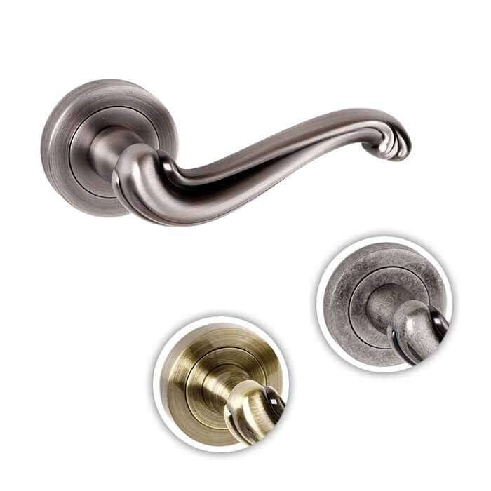 Product Colchester lever handle on round rose