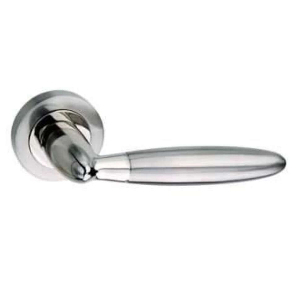 Product Gibraltar lever on round rose door handle