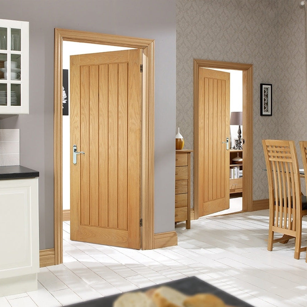 Mexicano Style Oak Veneer Interior Prefinished door in lifestyle setting