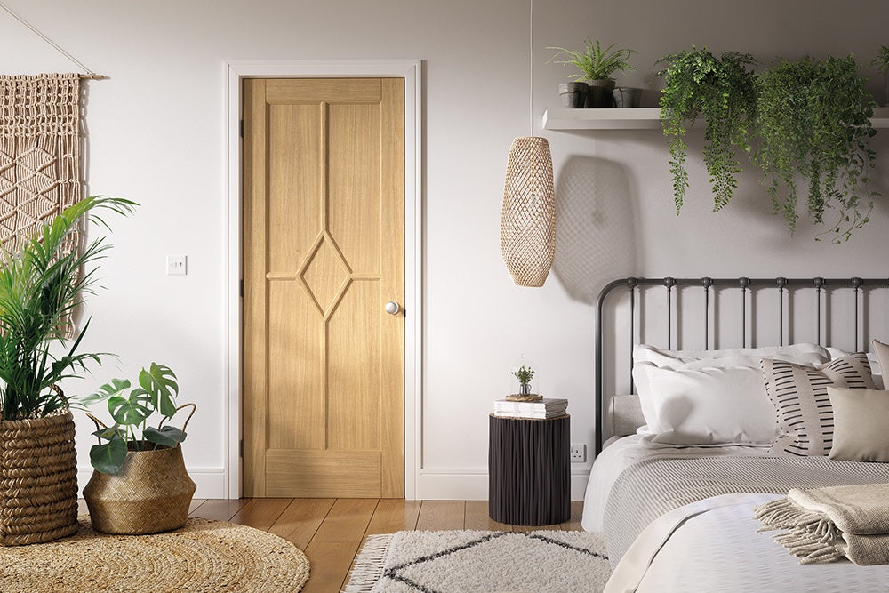 Reims 5 Panel Diamond Prefinished Oak Internal Door - Lifestyle Image 1