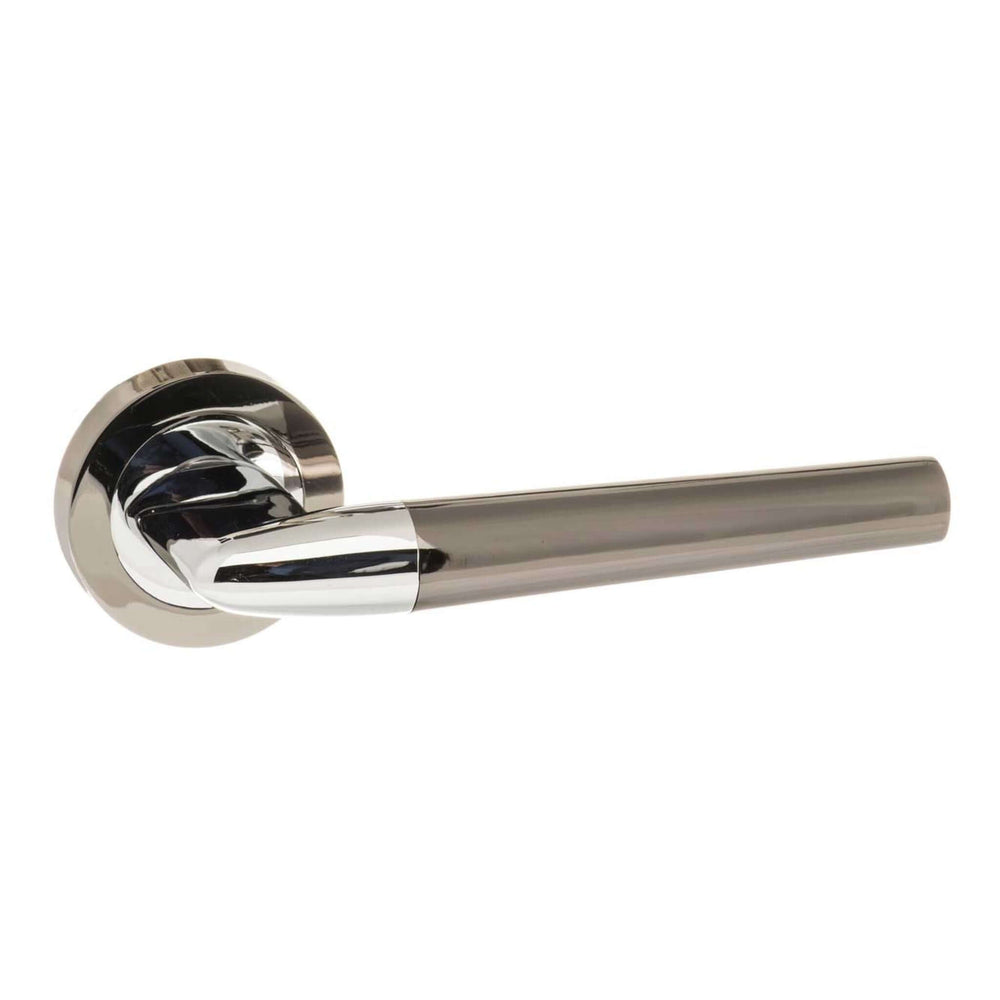 Product Tennessee lever on round rose door handle front view