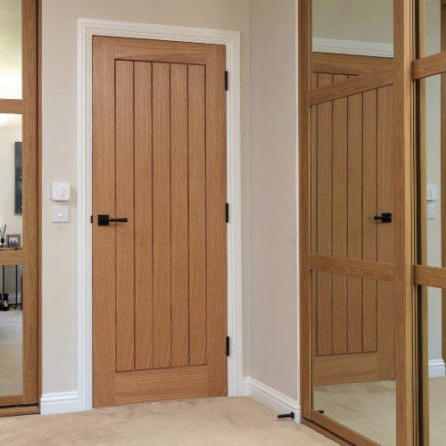 Lifestyle Thames oak door installed in a room
